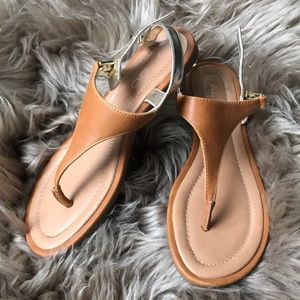 Aldo tan and gold sandals
